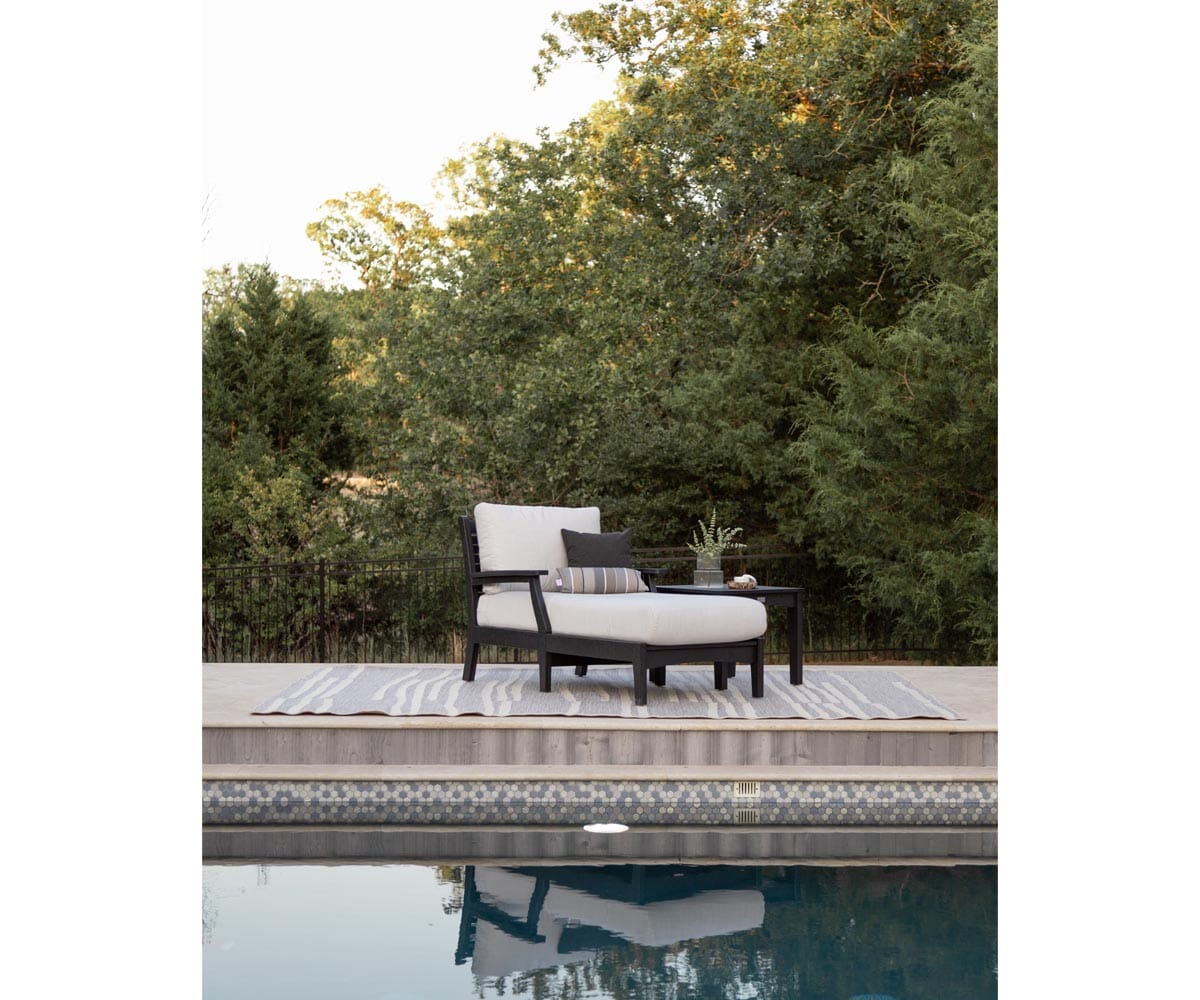 Classic Terrace Chaise Lounge Berlin Gardens 